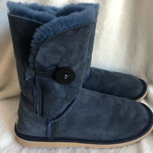 Made in Australia Navy Low Shearling Boots Size 6.5